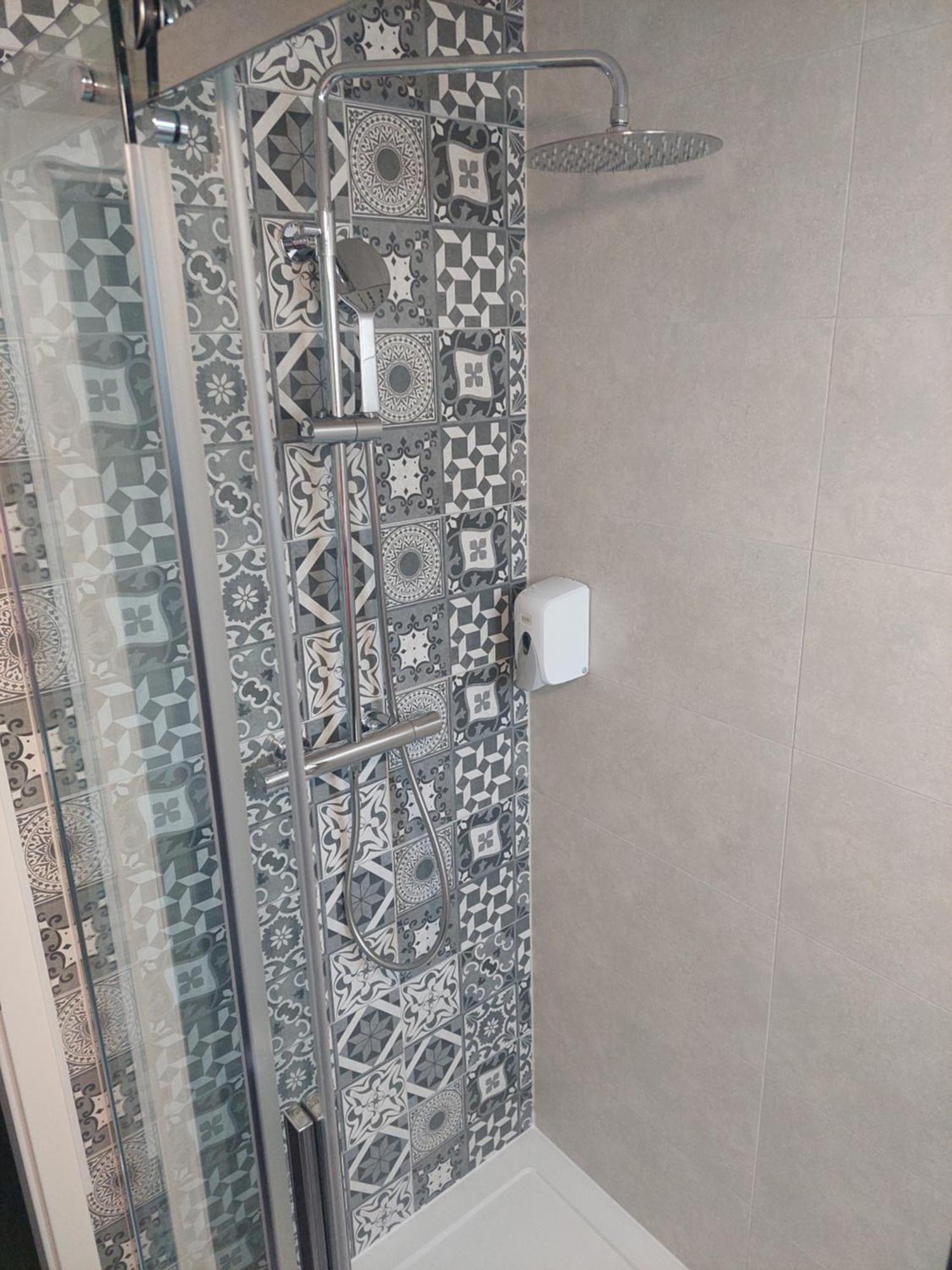 Comfort Suites Велика-Горица Экстерьер фото